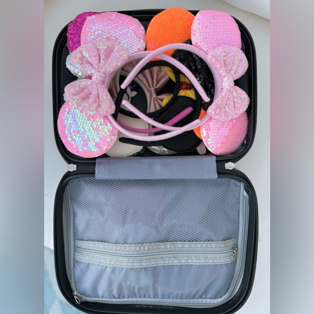 Storage travel hard shell case for Minnie Mouse ears - Picture 4 of 4